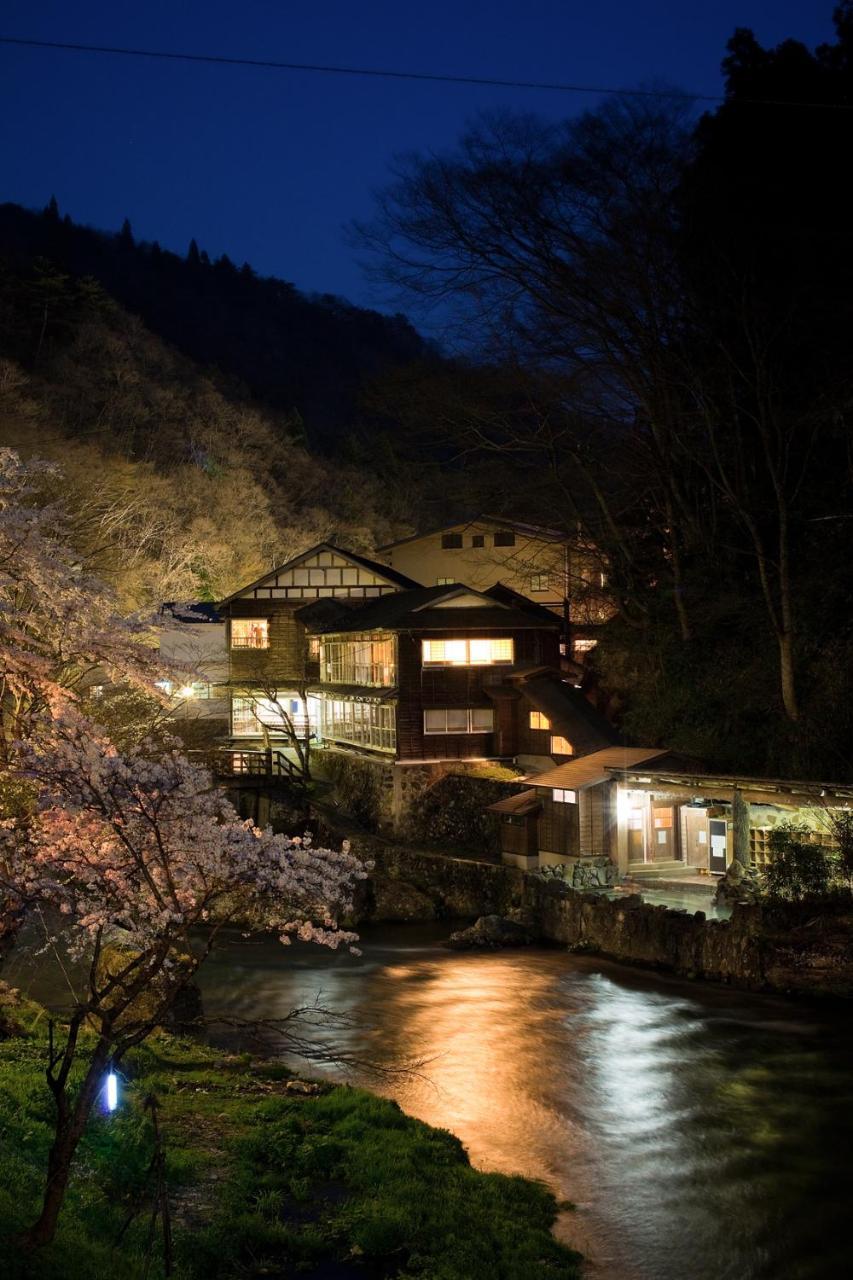 Osawa Onsen Sansuikaku Hotel Hanamaki Exterior photo